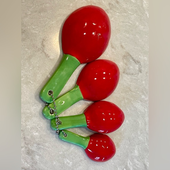 New Trendy Ceramic strawberry shaped measuring Spoons 4 pc set, great gifts! - Picture 8 of 9